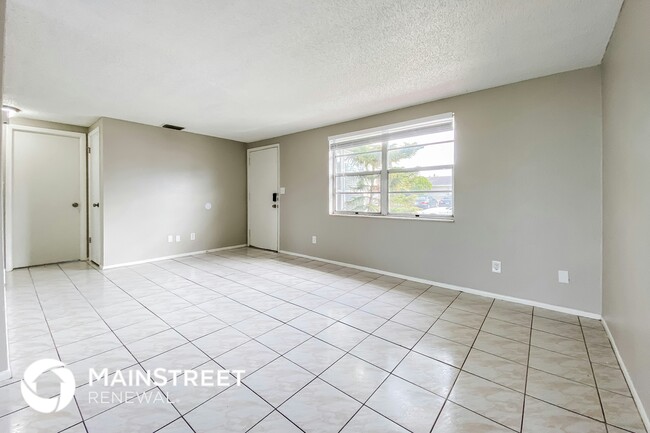 2115 Harrison Dr