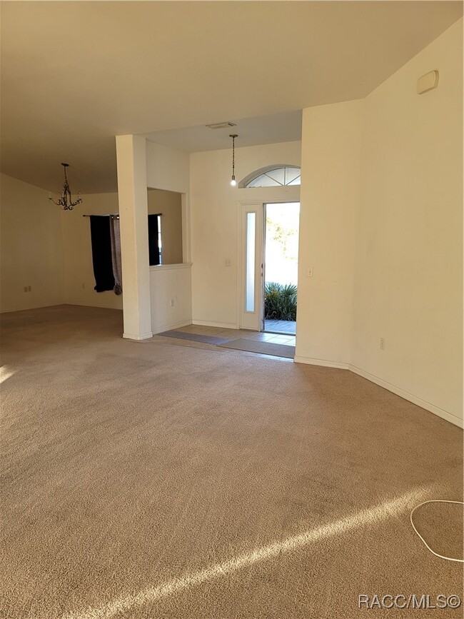 Building Photo - 2122 SW 153rd Loop