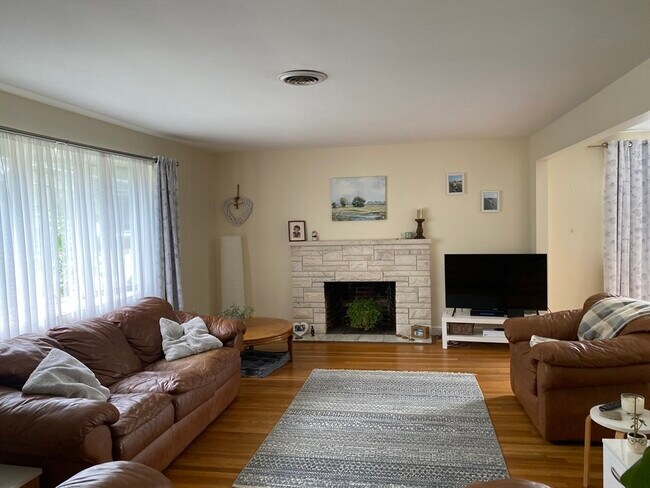 Photo - 809 Central Ave