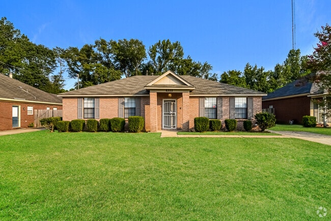 Building Photo - 6355 Sandy Ridge Curv Rental
