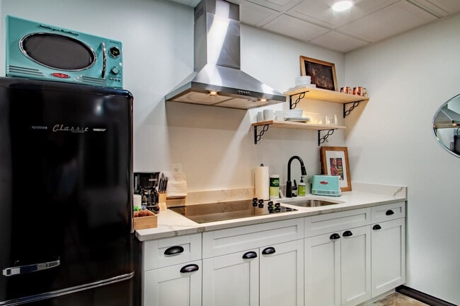 Photo - 1020 16th St NW Unidad ID1037722P