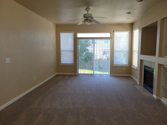7747 Mountain Laurel Dr