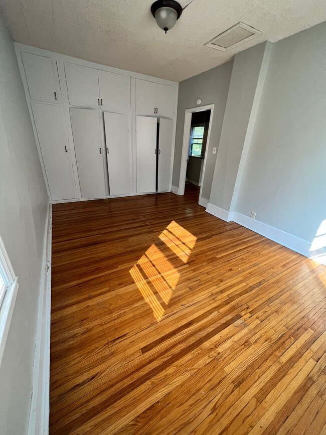 Photo - 3116 Fremont Ave S Unit 2