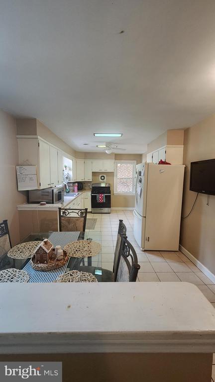 Photo - 211 University Blvd