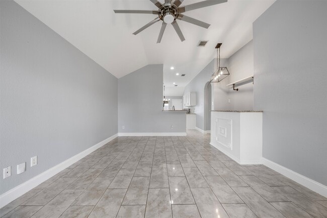 Photo - 6322 Atlasridge Dr