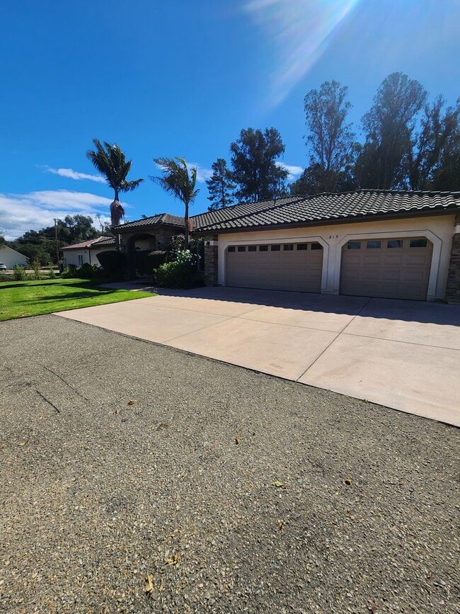Photo - Gorgeous and Spacious 4 Bedroom Home