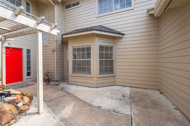 Photo - 2060 Glencove Dr