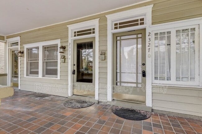 Building Photo - 2329 College St