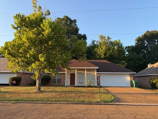 4422 Blake Cir