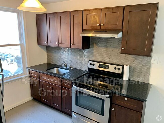 Building Photo - 2419 E Allegheny Ave Unit Apt 2R