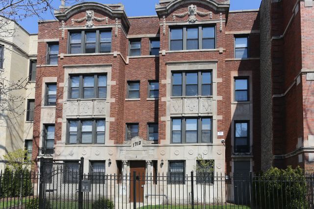 Building Photo - 1712 W Estes Ave Rental