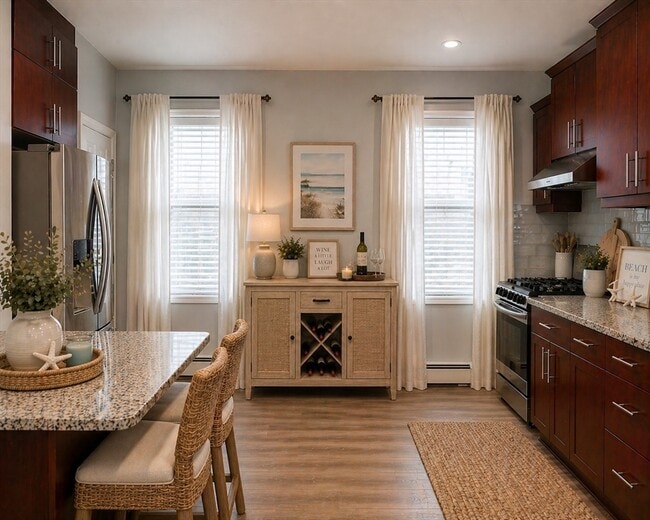 Building Photo - 74 Nightingale St Unit 2