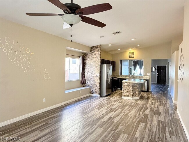 Photo - 4455 Prosperity Point St