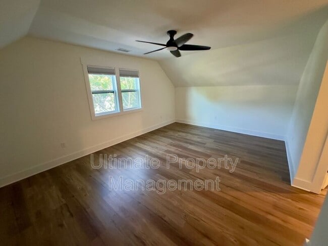 Photo - 213 Myrtle Ave