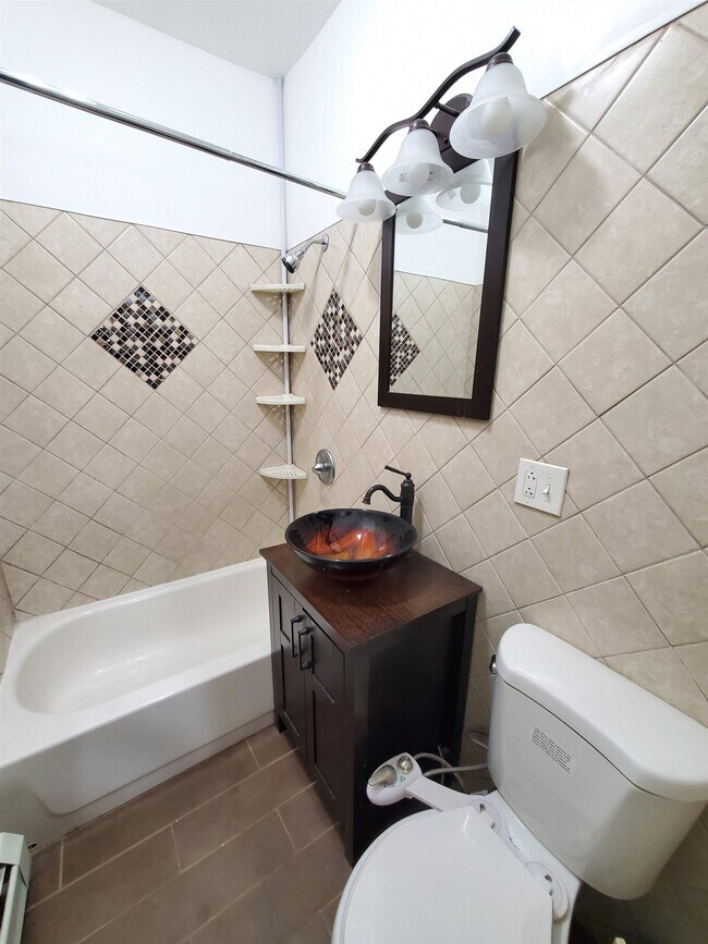 Photo - 140 W 3rd St