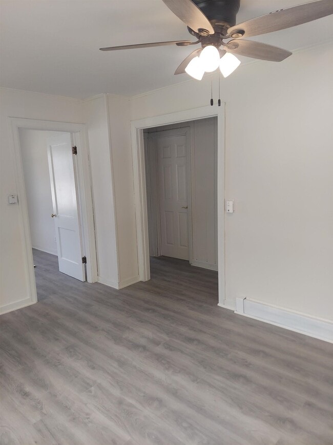 Photo - 3007 Huffman Blvd