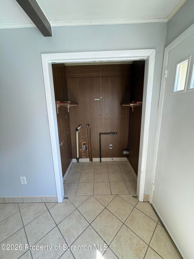 30 La Grange St