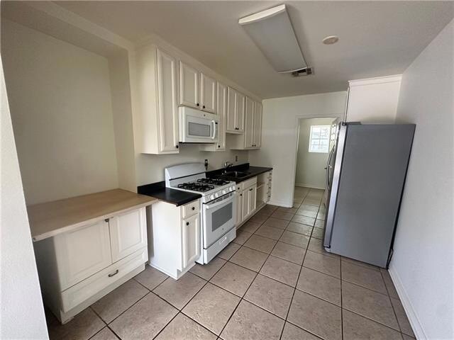 Photo - 706 Community St