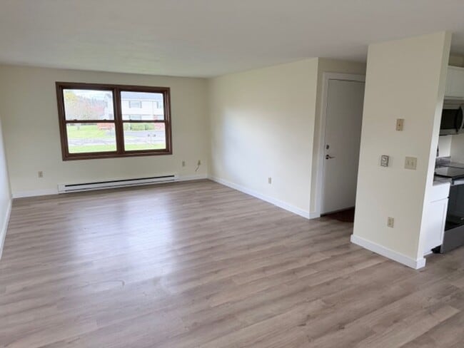 Photo - 3 Bedroom, Cortland Unit 3710