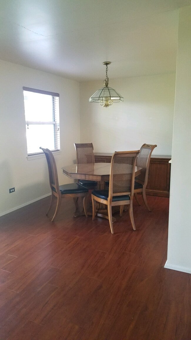 Photo - 2869 Meadow Ln