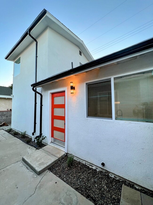 Building Photo - 6729-6731 Amigo Avenue