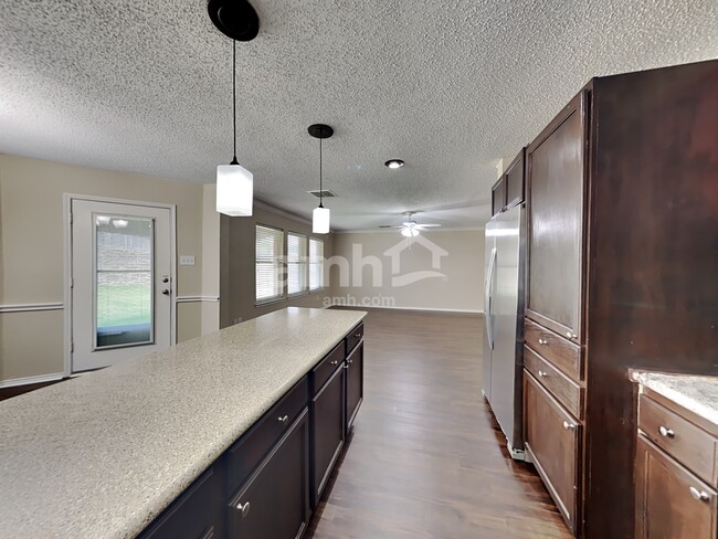 8605 Arcadia Park Dr