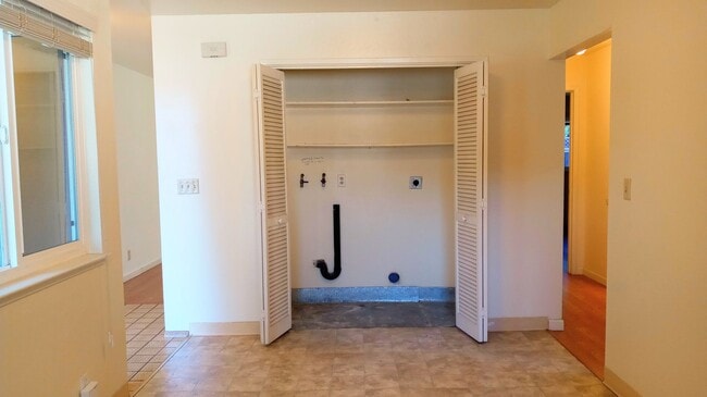 Photo - Charming 2bd Duplex With Private Yard & Garage