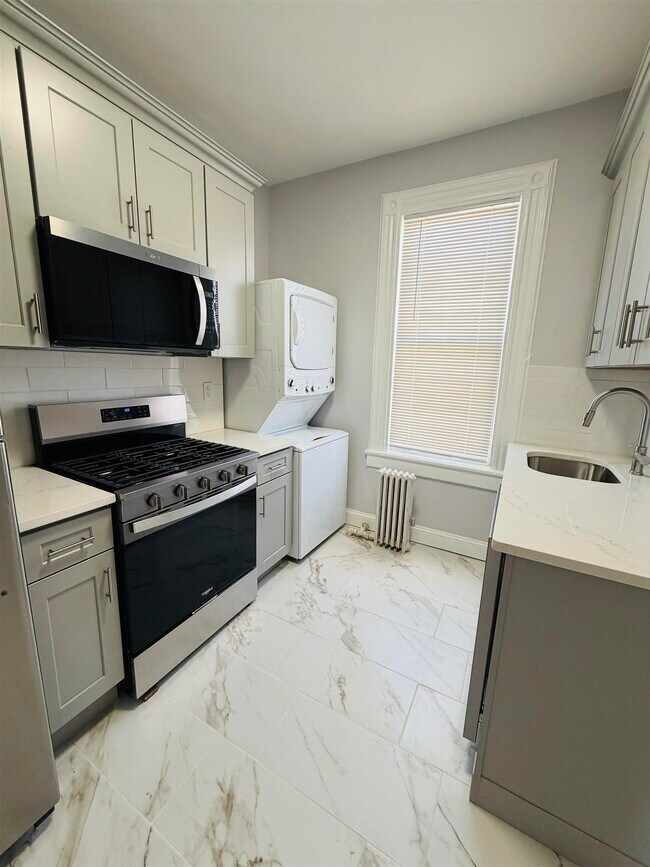 Photo - 114 Graham St Unit 3