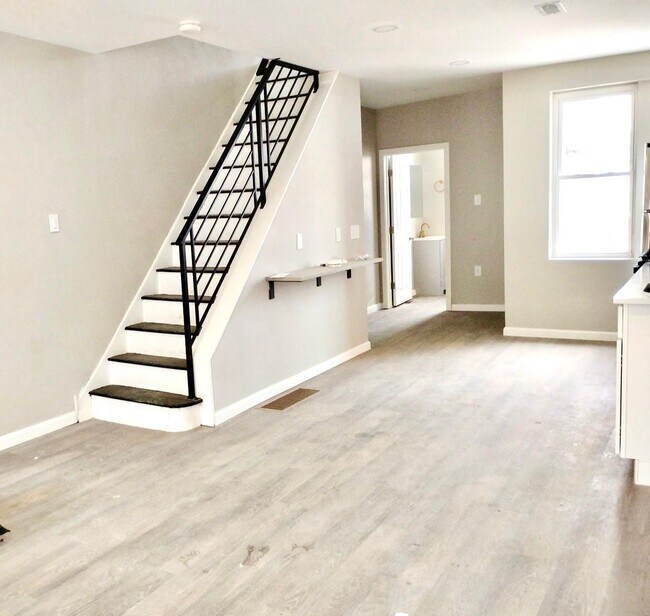 Photo - 1420 S 28th St