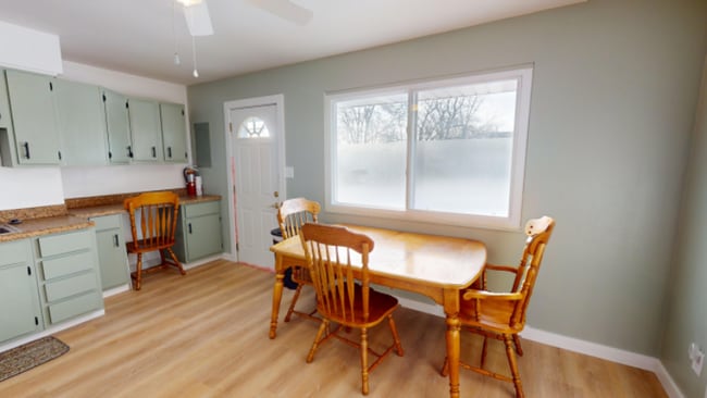 Photo - 903 W 11th St