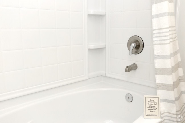 3BR,2BA-The August - Arbor Ridge