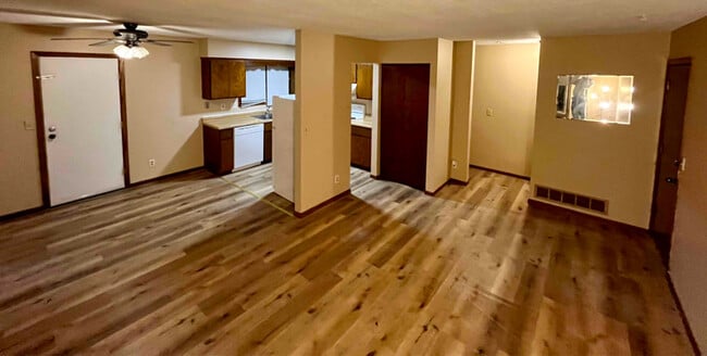 Photo - 2570 Ruth St Unit A