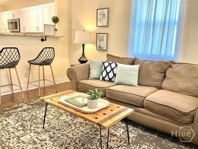 Photo - 1827 Greenville St