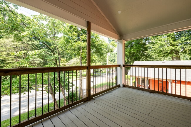 1861 Lyle Ave Unit 2