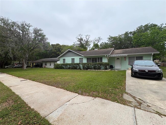 Photo - 1137 NE 9th St