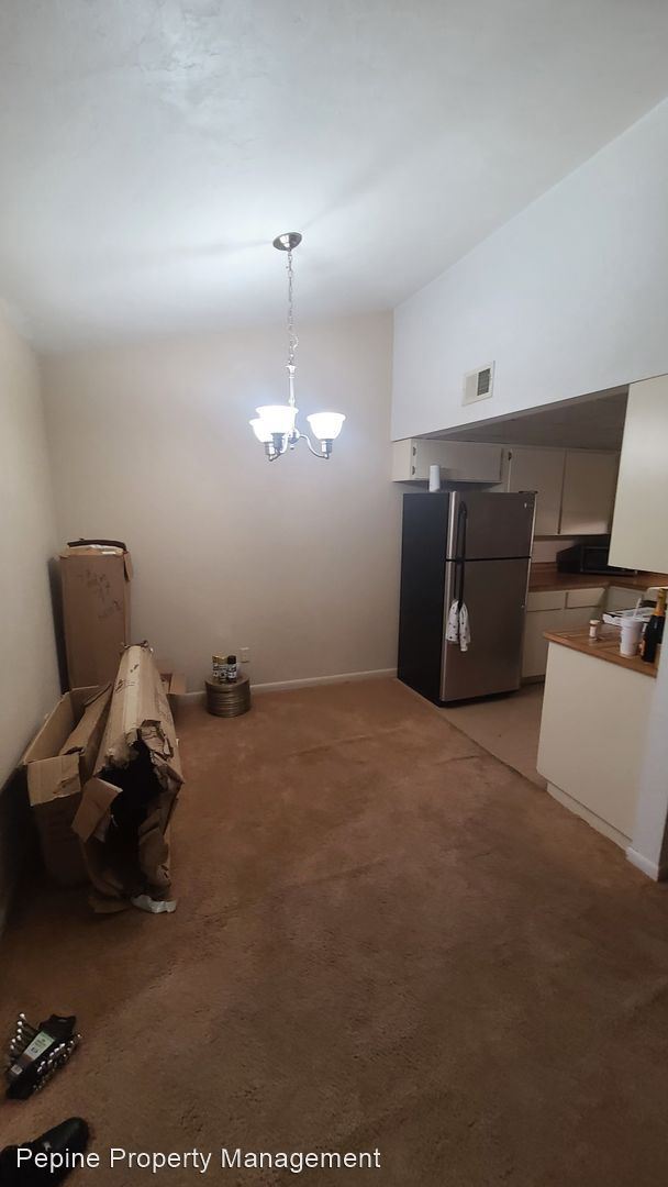 2 br, 1 bath House - 2862 SW 39th Ave