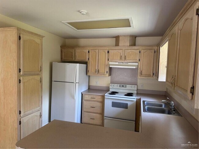 Photo - 6700 N 8th St Unit B