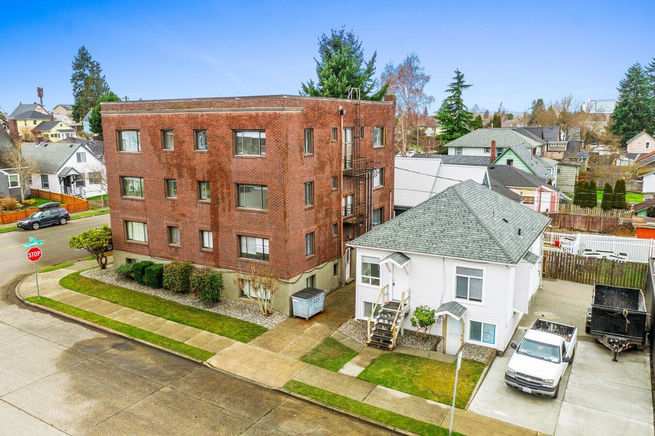 2331 Rockefeller Ave - 2331 Rockefeller Ave Apartments