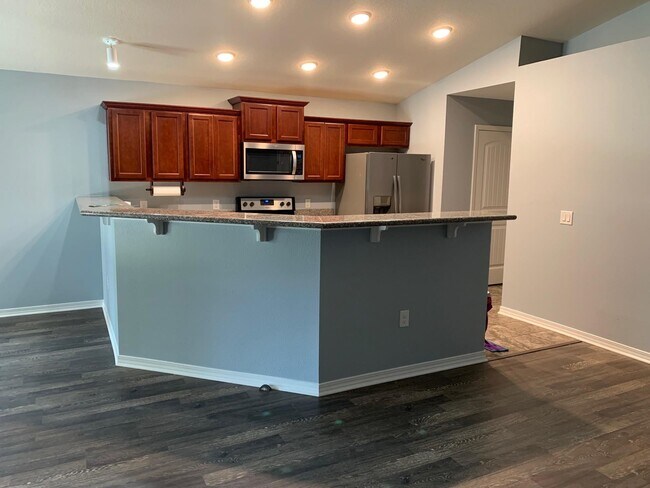 Photo - 5685 Peach Dr