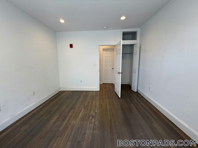 Photo - 19 Peterborough St Unidad 14