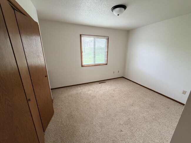 Photo - "Charming & Cozy 2-Bed Gem in Minot - Perfectly Priced & Ideally Located!"