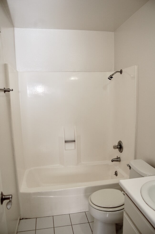 Photo - 11659 Chandler Blvd