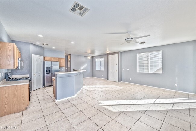 Photo - 6057 Slow Bob St