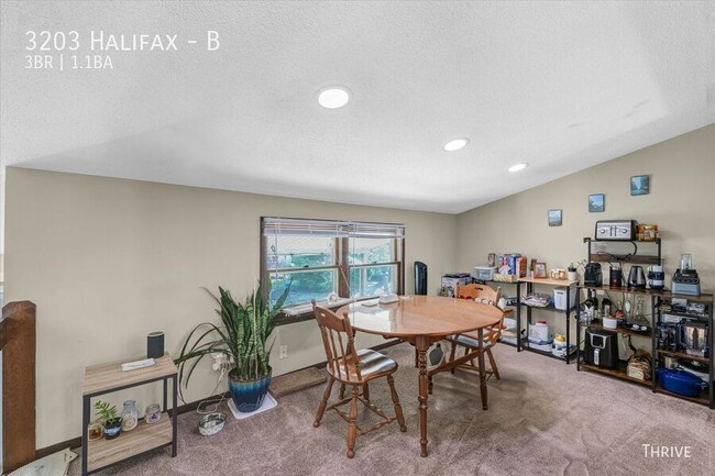 Photo - 3203 Halifax-B Unit B