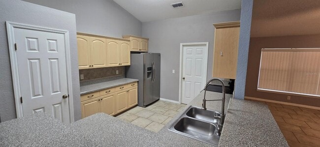 Photo - 11 Hemlock Court Pass