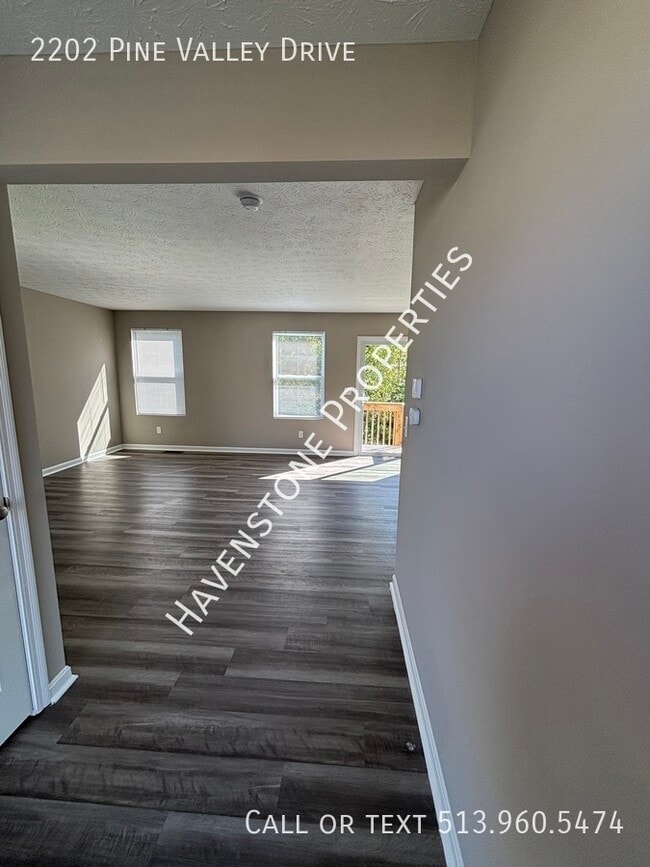 Photo - 2202 Pine Valley Dr