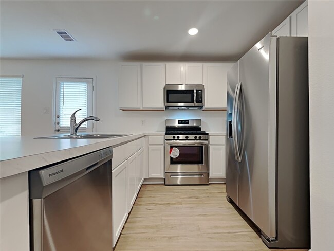 Photo - 27022 Euphonia Grn Ln
