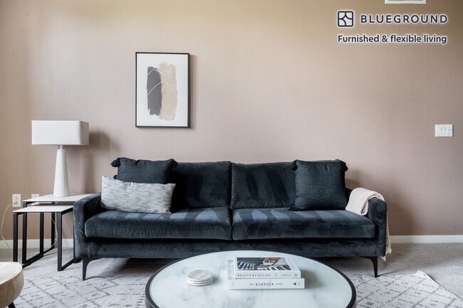 Photo - 24 Union Square Unit FL5-ID1386