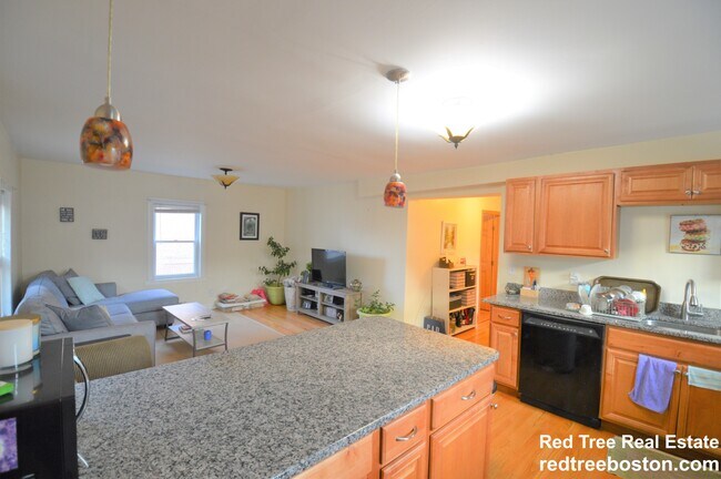 Photo - 345 Market St Unit 2