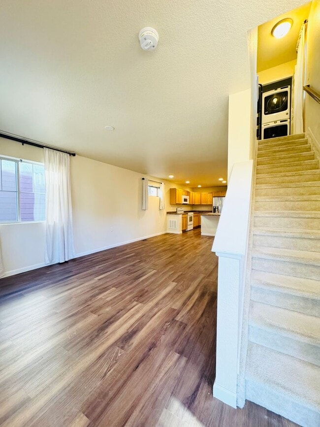 Photo - Charming 2 Bed, 2.5 Bath house located off of 119 and 287. Across from Longmont Rec Center and St...